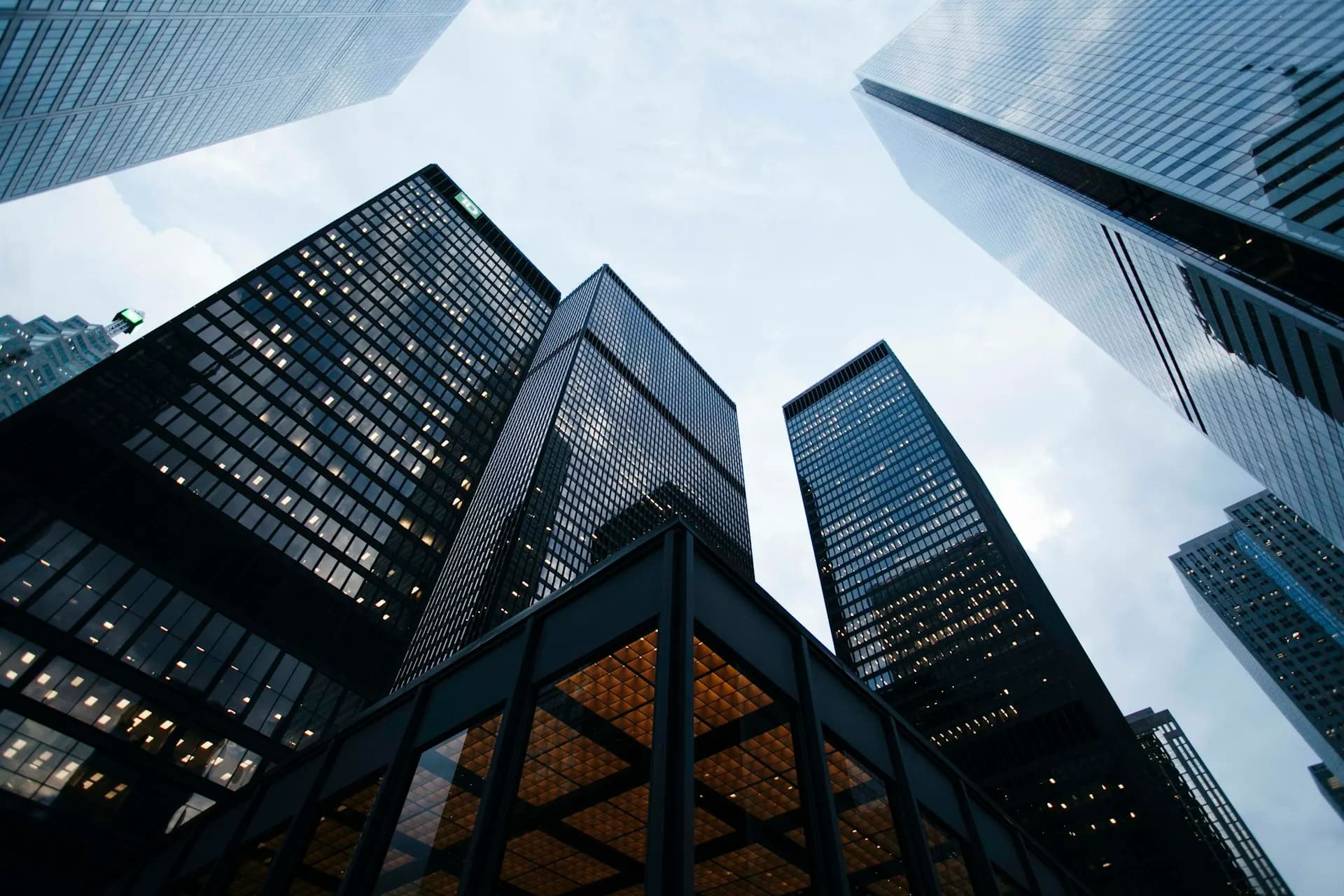 Modern office building representing US business advisory